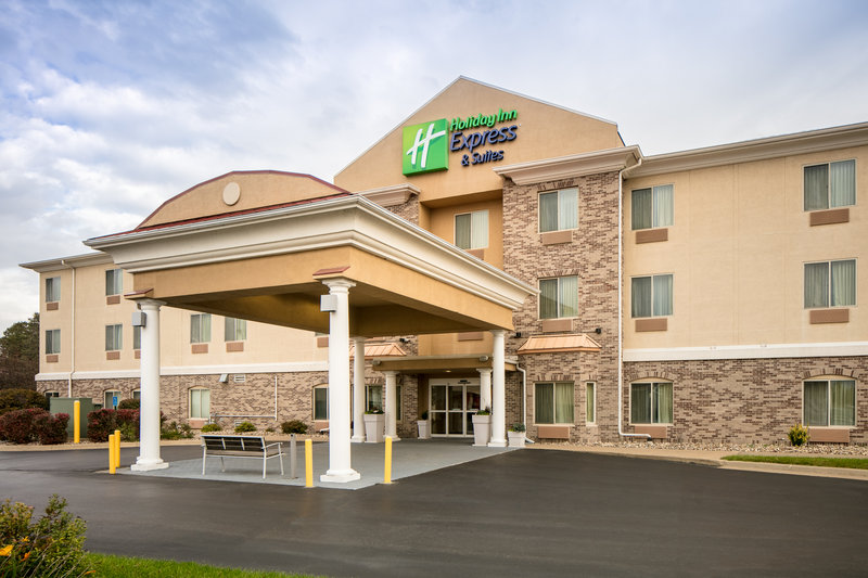 Holiday Inn Express Hotel & Suites Clinton By Ihg,De Witt>>Clinton,3 star