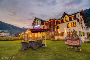 Hotel Devine Inn Sonamarg,,5 star