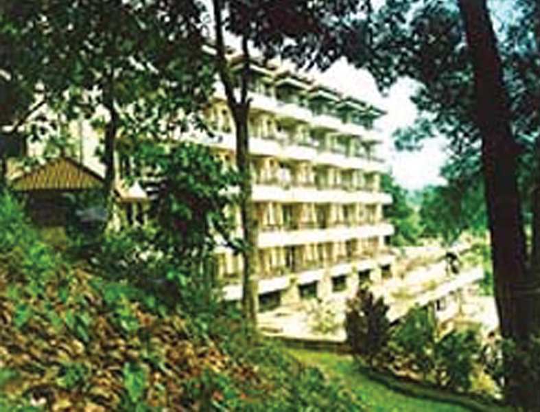 Thilanka Hotel,Kandy>>Elkaduwa,4 star