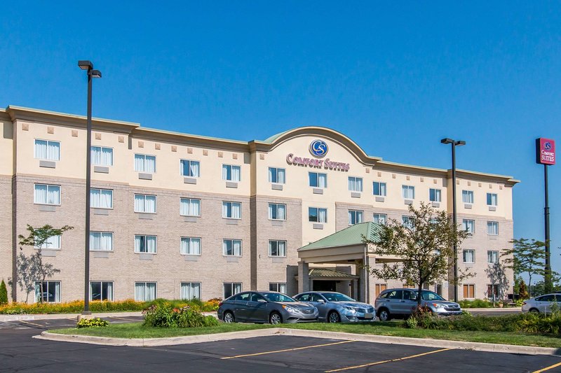 Comfort Suites Wixom