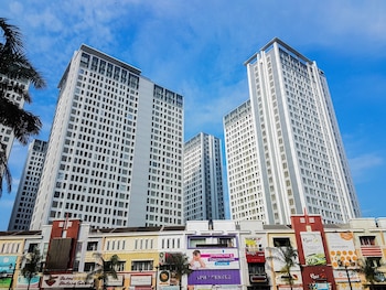 comfy 2br at m town residence apartment