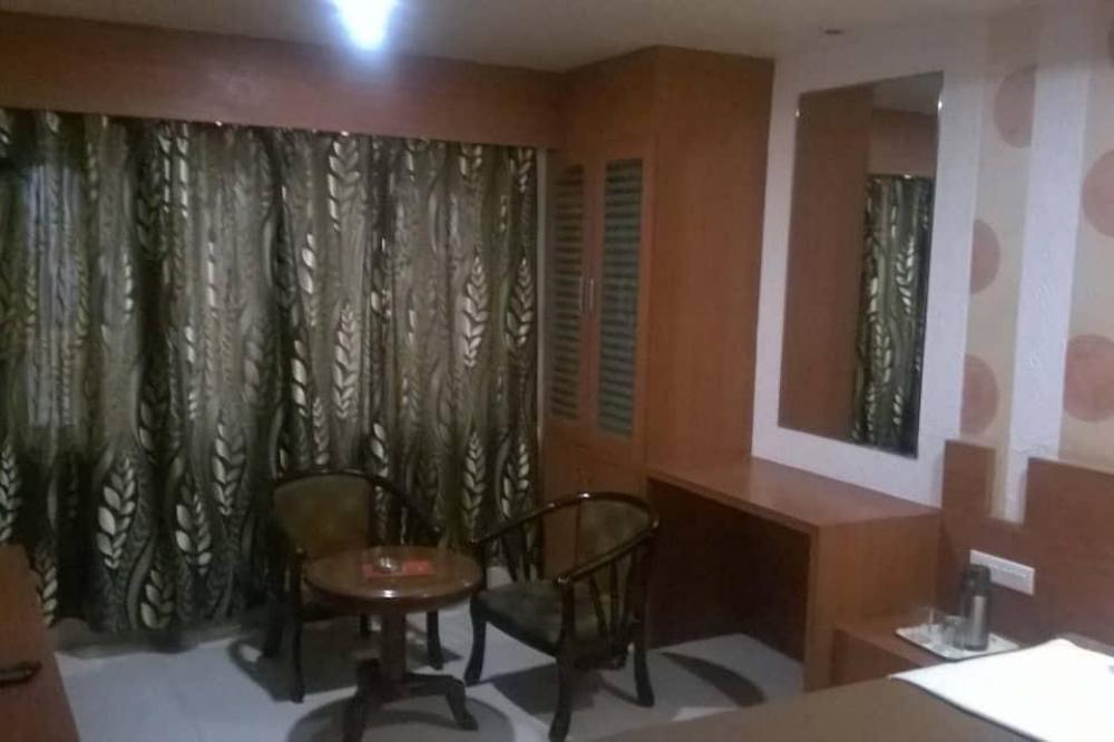 Grand Samdareeya,India>>Jabalpur,3 star
