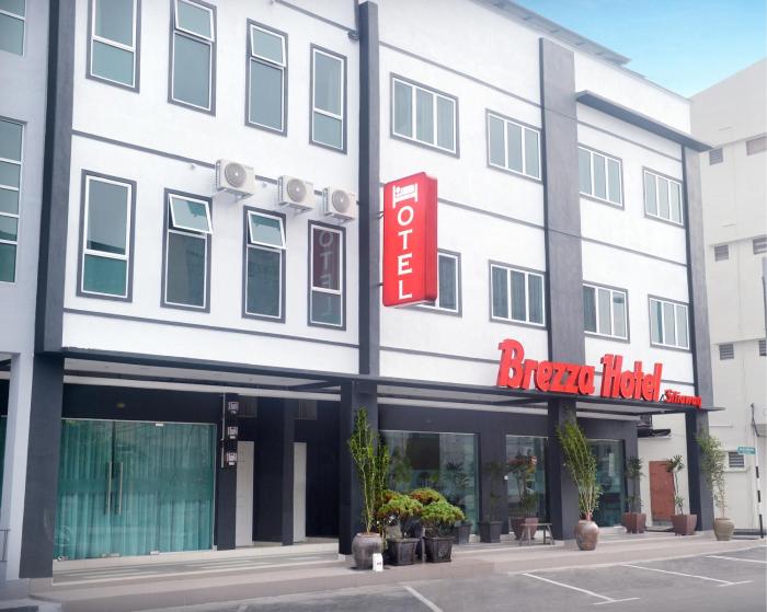 Brezza Hotel Sitiawan,Pangkor Island>>Lumut,2 star