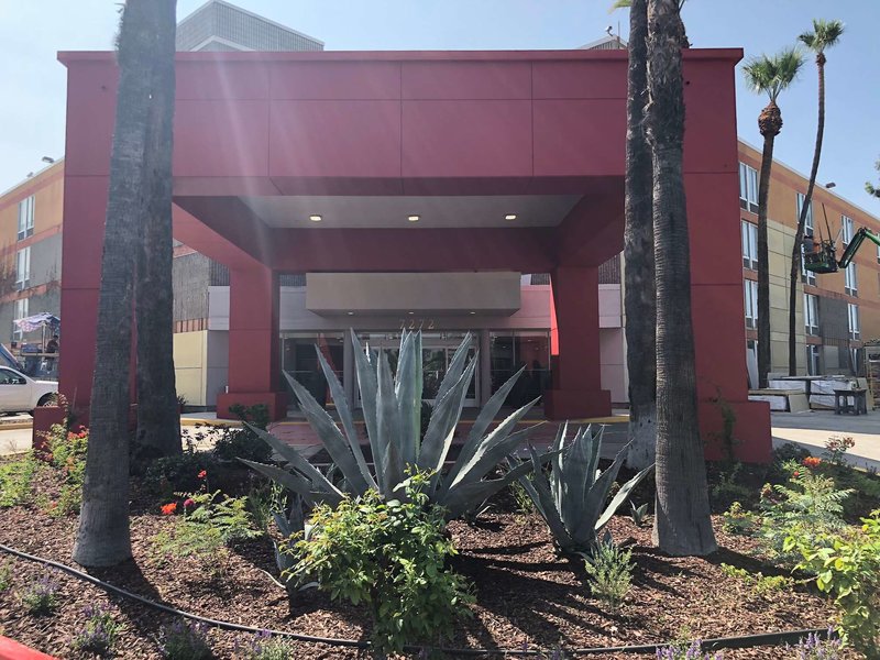 Best Western Plus Commerce Hotel,Los Angeles>>Commerce,2.5 star