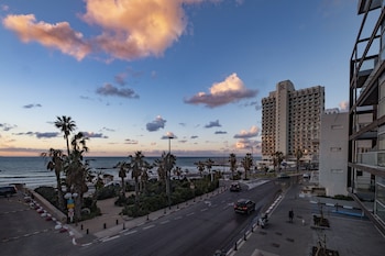 Panoramic Ocean View 1 Min From The Sea,,0 star