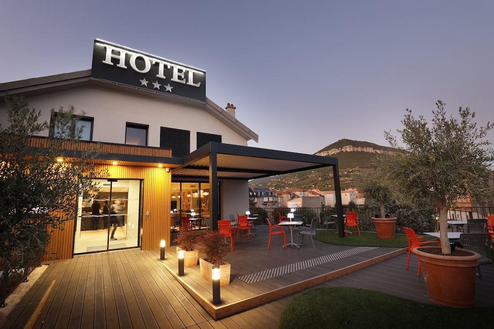 Hotel De La Capelle Millau,Montpellier>>Millau,3 star
