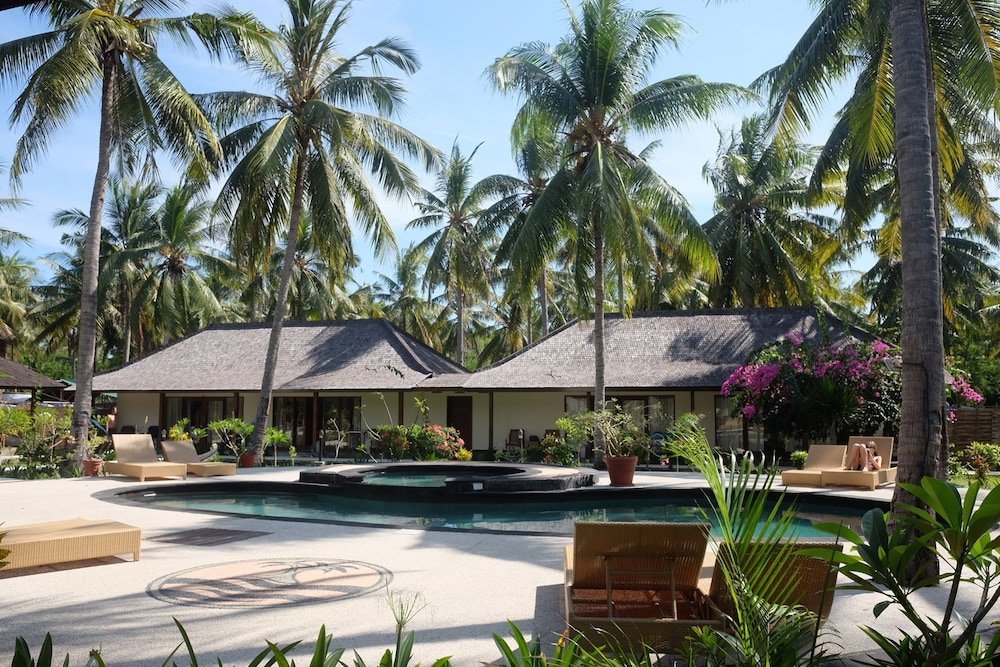 Trawangan Oasis,,3 star