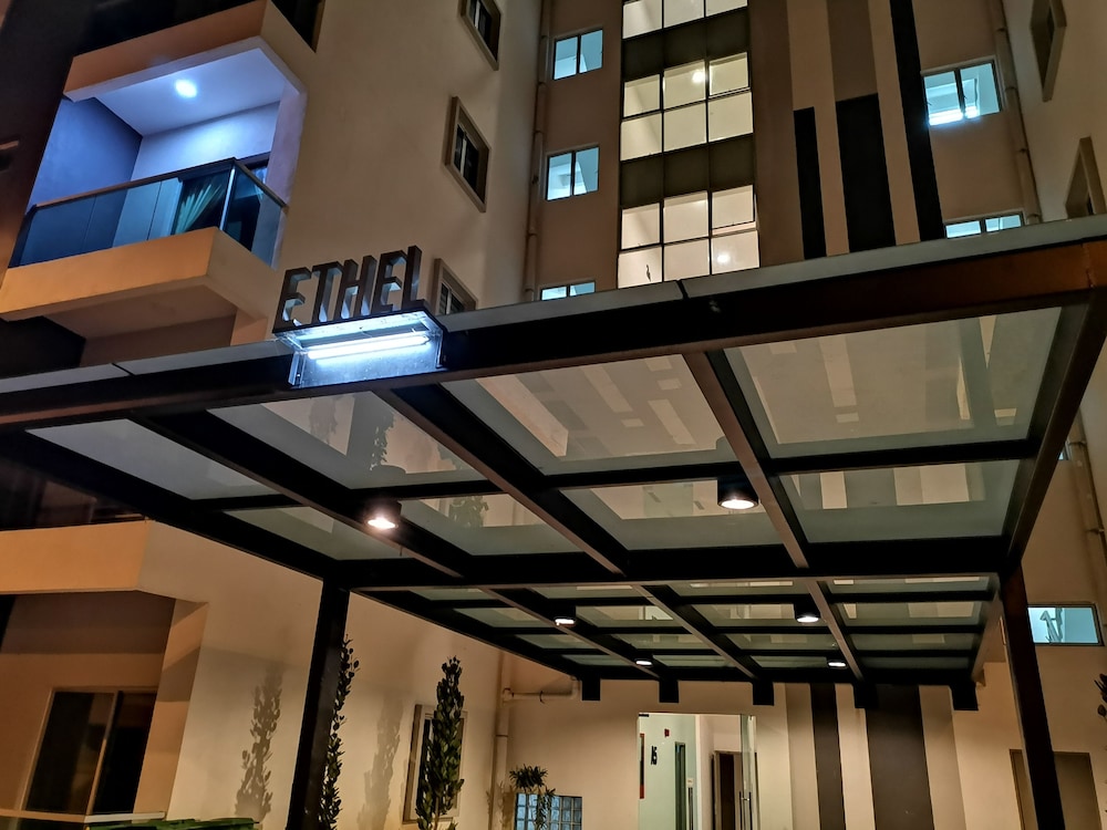 ethel cozy suite