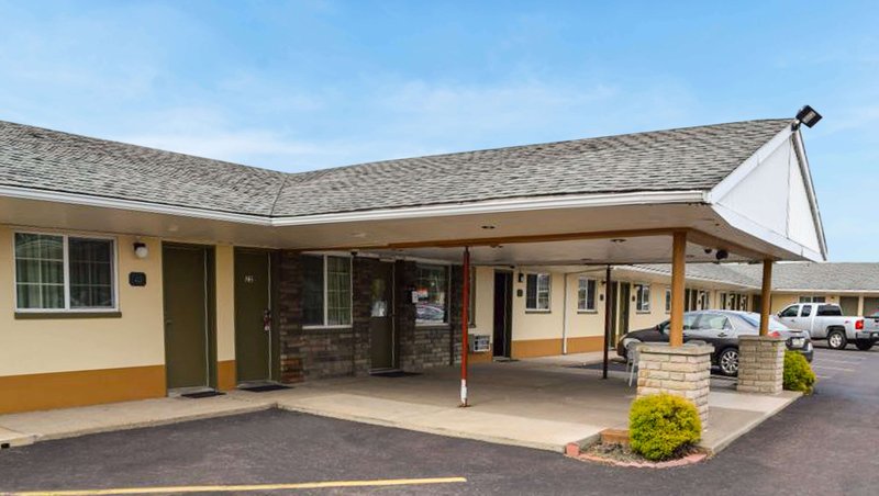 Relax Inn Bloomsburg,Columbia>>Bloomsburg,2 star