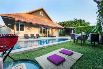 Anb Poolvilla Grand Modern 3Br Jomtien,,3.5 star