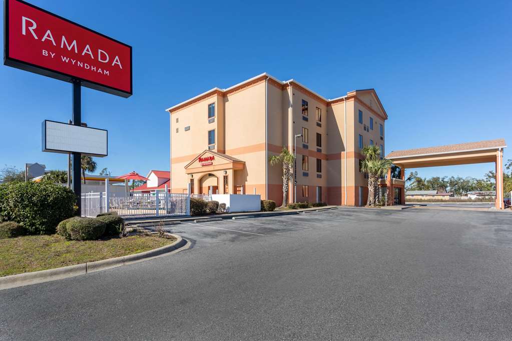 Ramada By Wyndham Panama City,Panama City Beach>>Panama City,2 star