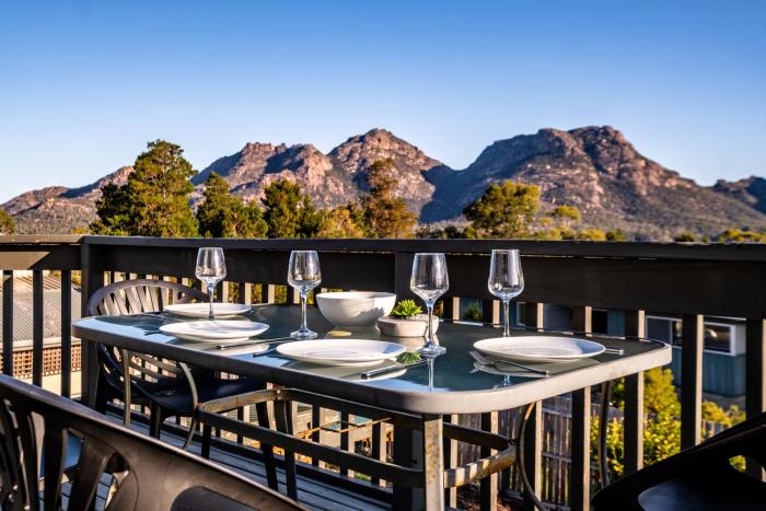 The Lookout,Swansea>>Coles Bay,3.5 star