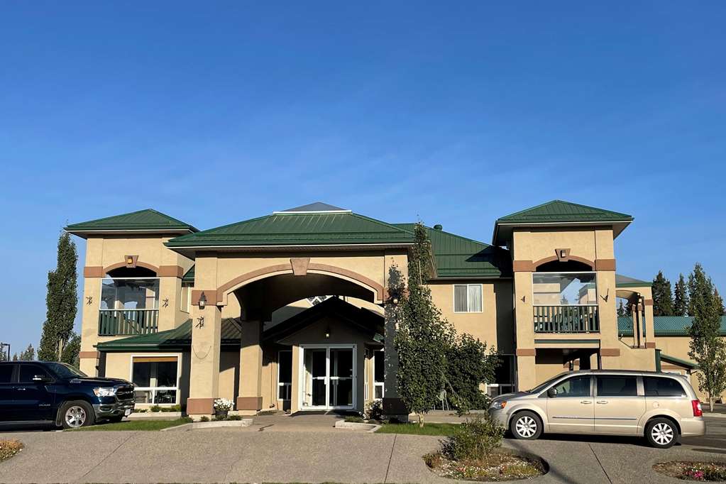 Baymont By Wyndham Hinton,Hinton>>Edson,3 star