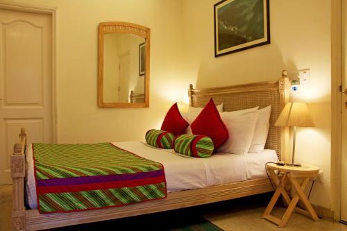 room-image