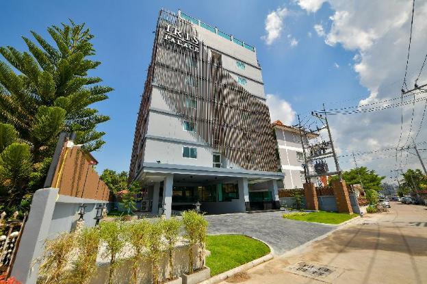 Iris Palace,,4 star