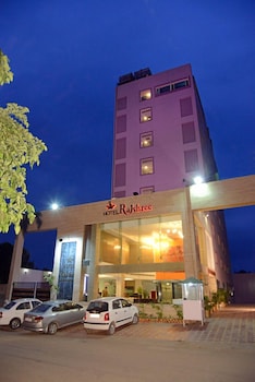 Hotel Rajshree And Spa, Industrial Area Phase I,3 star