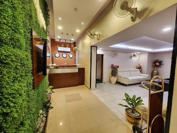 Hotel Housez 43,Park Circus,3 star