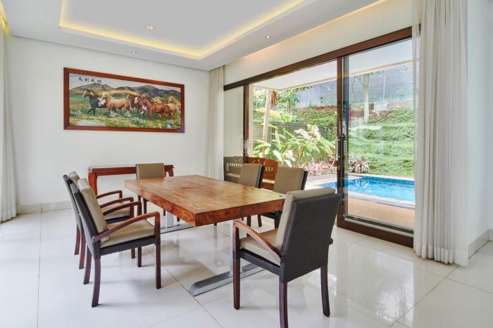 oyama city view 4br villa with a private pool