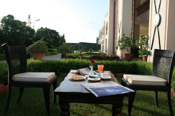 Sterling Amargarh Jodhpur,Ranakpur>>Jodhpur,4 star