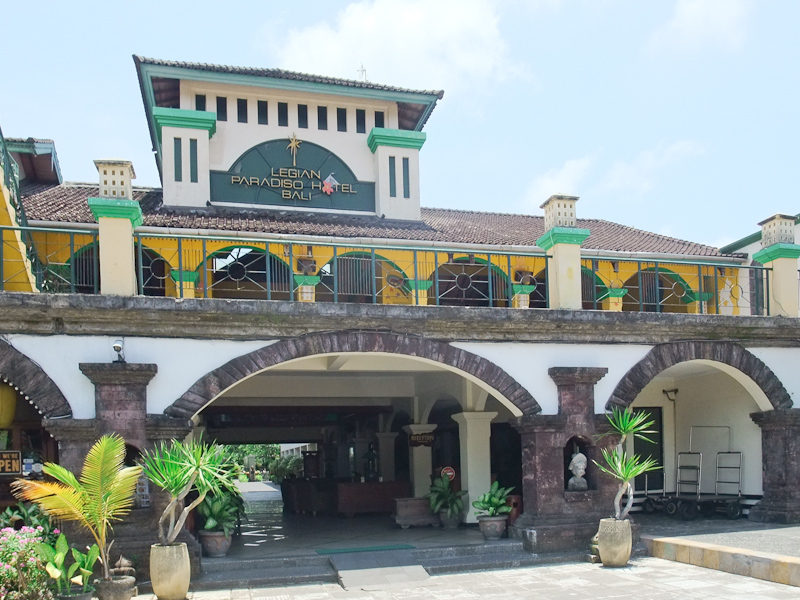 Legian Paradiso Hotel,Denpasar>>Bali,4 star