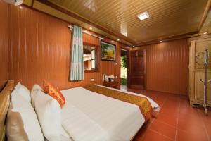 Lan Homestay,Cat Hai>>Cat Ba Island,3 star