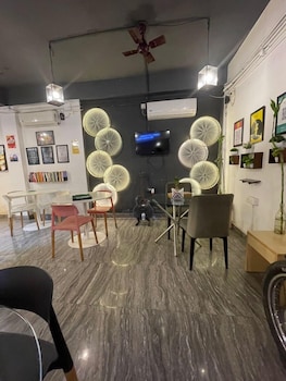 Hotel UR,Near Allahabad Train Station,2 star