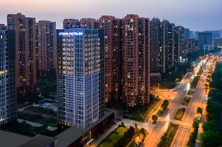 Atour Hotel (Wuhan Optics Valley Railway Station),,4 star