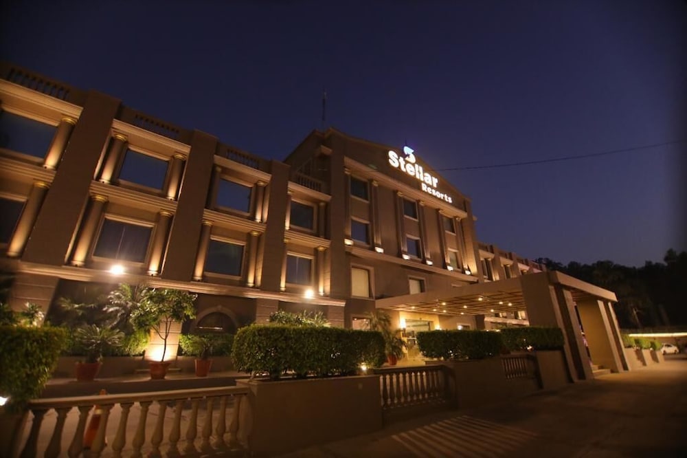 Stellar Resorts By Bel-La Monde,Mahipalpur,4 star