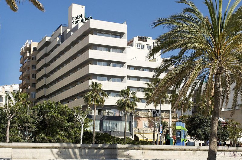 whala beach hotel and apartments