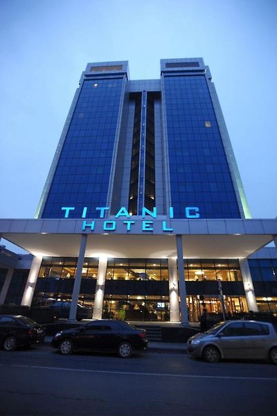 titanic port bakirkoy