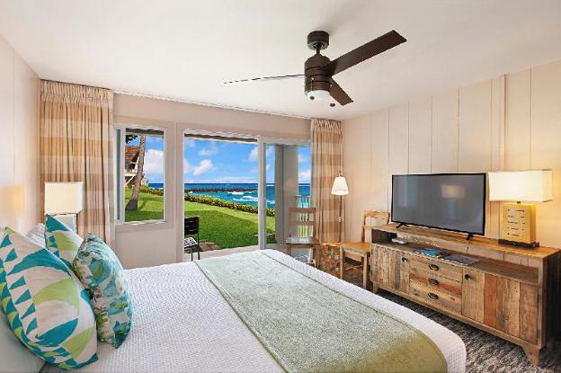 The Iso. Island. Sky. Ocean.,Near Lydgate Beach Park,3 star