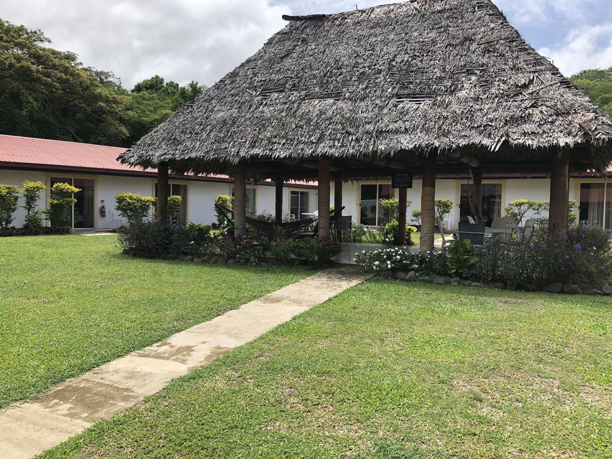 Gecko's Resort,Cuvu>>Coral Coast,4 star