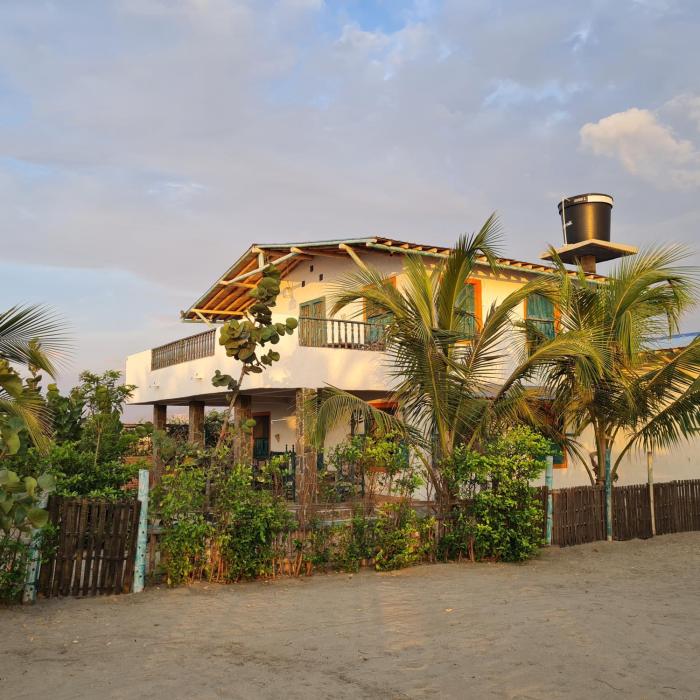 Chevere Beach,Pueblo Viejo>>Ciénaga,2.5 star