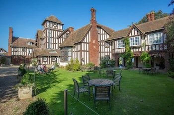 Mackenzie Hotels - The Sea Marge,Near Royal Cromer Golf Club,4 star