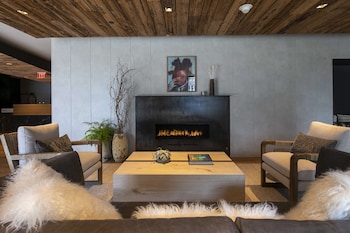 the lloyd stamford tapestry collection by hilton