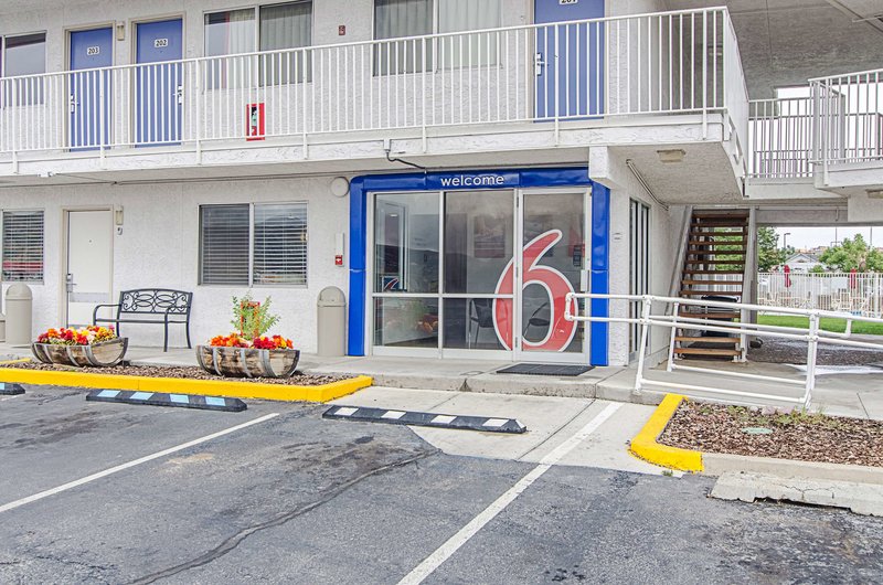 motel 6 rock springs wy