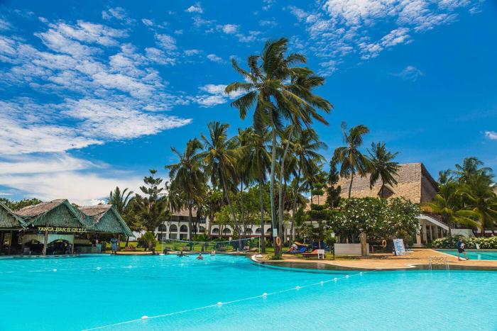 Reef Hotel,Diani Beach>>Bamburi,3 star