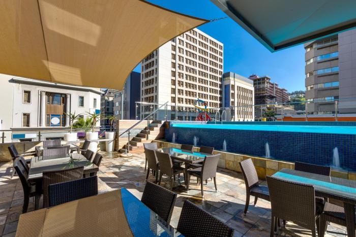 Cresta Grande Cape Town,Near Greenmarket Square,4 star