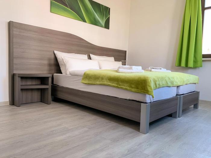 Rhoner Ferienwohnung,Dermbach>>Bad Salzungen,0 star
