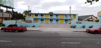 Rose Motel,,2 star