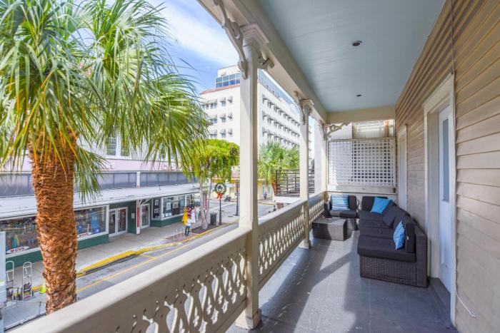 Duval Dream Loft On Duval By Brightwild,,0 star