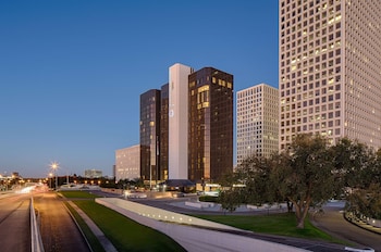 Doubletree By Hilton Hotel Houston - Greenway Plaza,Houston County>>Downtown Houston,4 star