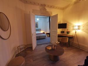 Colmar Suites,,3 star