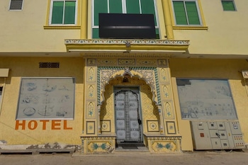 Hotel Amer Classic,Jaipur>>Amer,3 star