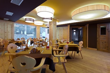 Hotel Delle Alpi,Italian Alps>>Adamello,4 star
