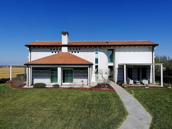 Ca' Belvedere,,3 star