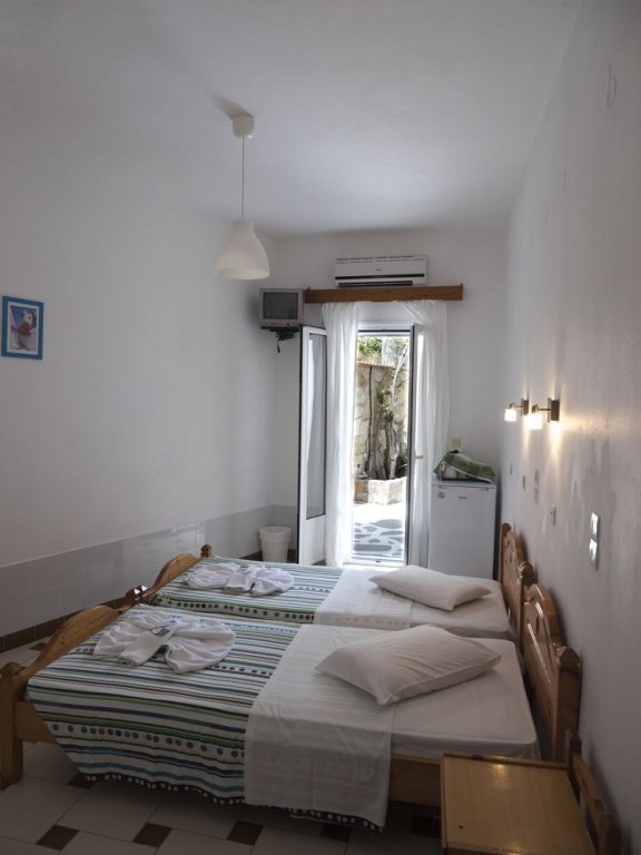 La Selini Hotel,Livadia>>Krotiri,2.5 star