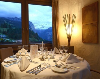 Maya Caprice Hotel,Lauterbrunnen>>Bern,4 star
