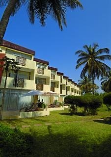 Kombo Beach Hotel,Near Kachikally Crocodile Pool,4 star