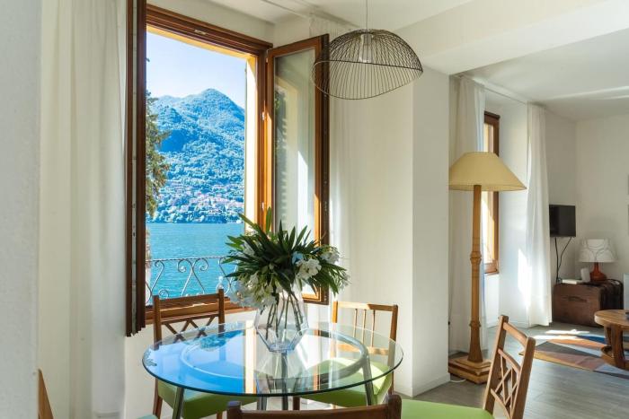 Romantic Pier By Rent All Como,Como>>Carate Urio,1 star